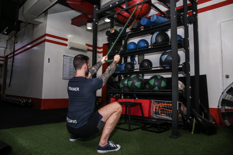 How to progress in your squats without pain